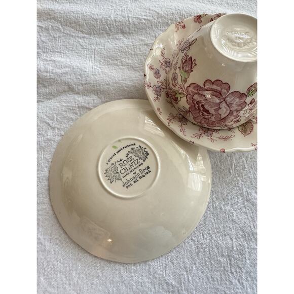 Johnson Bros. Rose Chintz Square Cereal Bowls, 6.25", 1 fruit bowl, black stamp - Picture 3 of 3